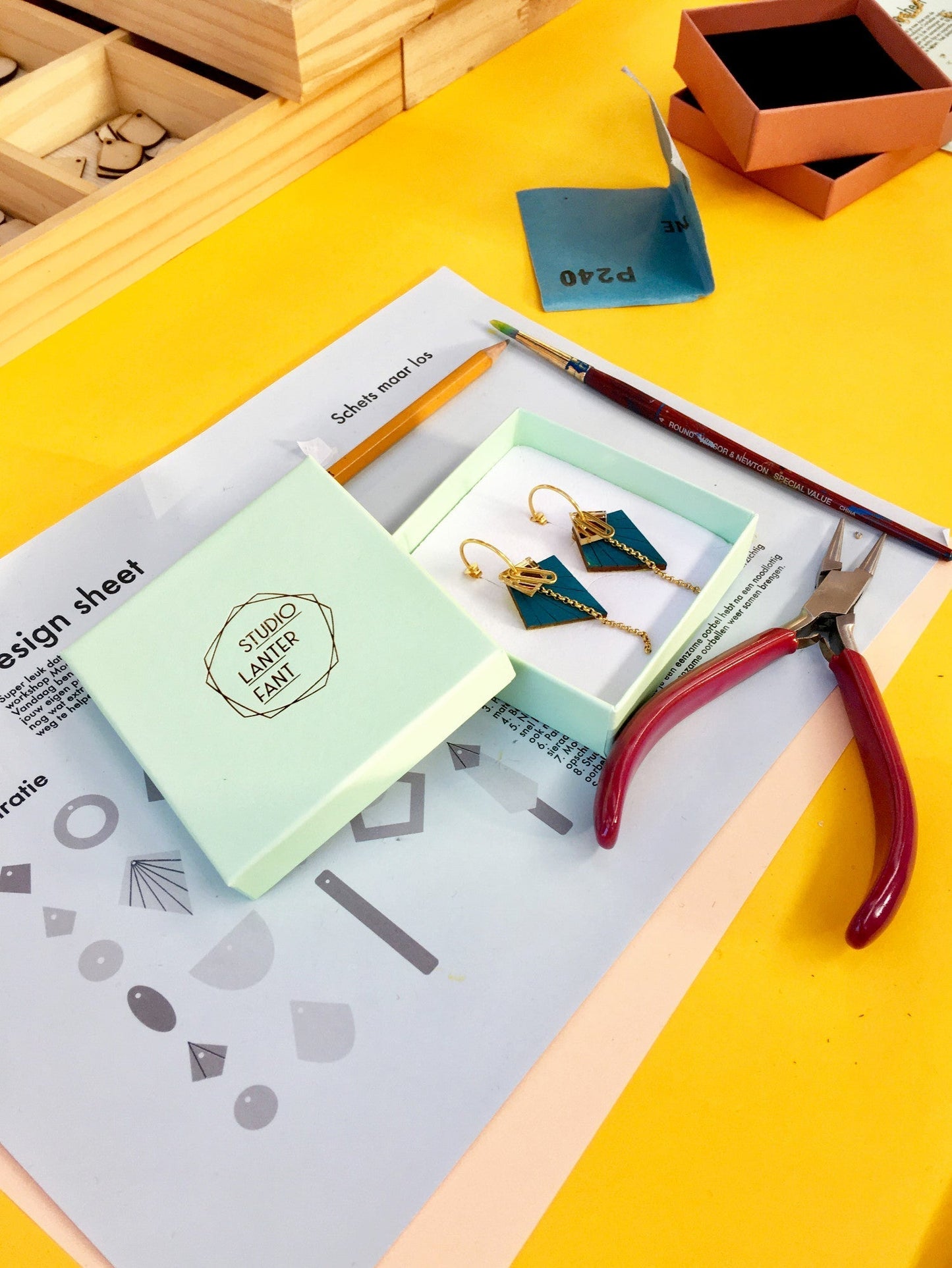 Workshop Modulaire Sieraden - Atelier in Utrecht - 29/11/25 om 15:00